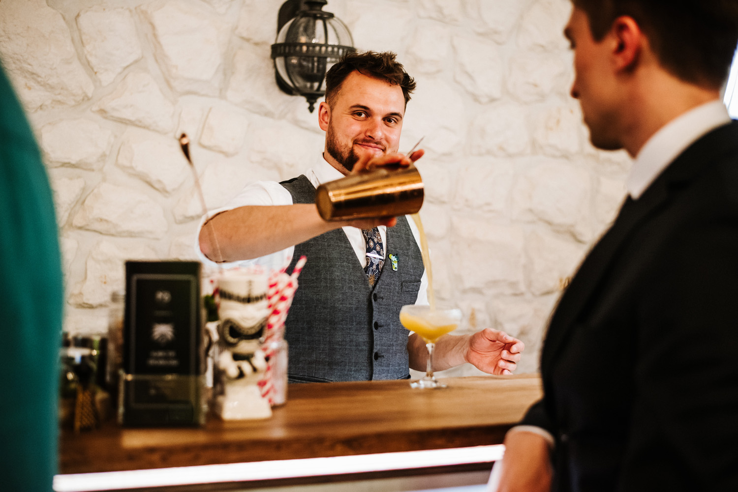 Jak wybrać idealny mobilny drink bar na wesele